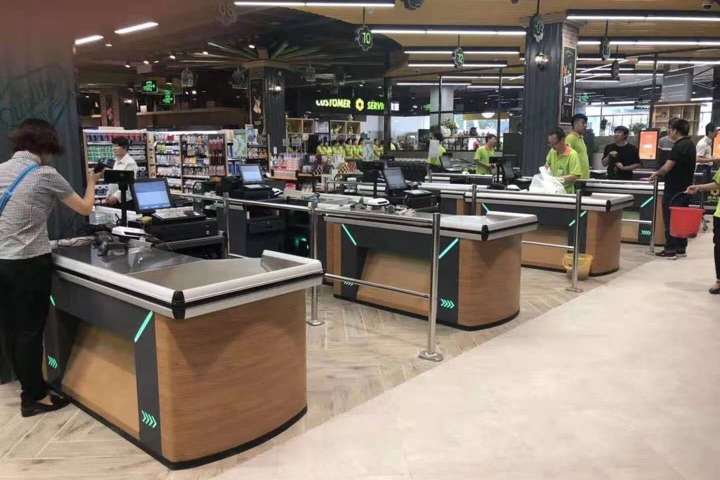 Checkout Counter